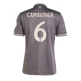 Real Madrid Eduardo Camavinga #6 Tredje skjorte 2024-25 Kortermet